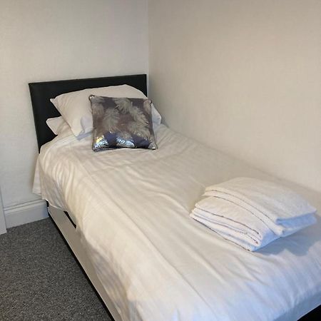 Lovely Two Bed Apartment @ 24A Green Street Ryde  Esterno foto